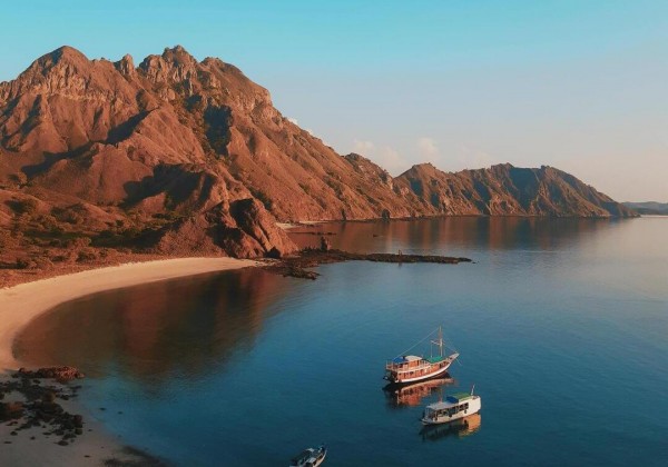 Komodo Sailing Tour 3D2N